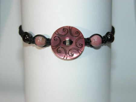 10 € -Grenat, Rhodonite 6mm et Bouton gravé Ø18